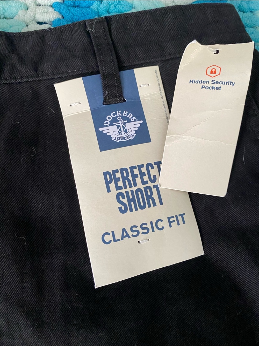 NWT Dockers Perfect Short Classic Fit Black - Size 34